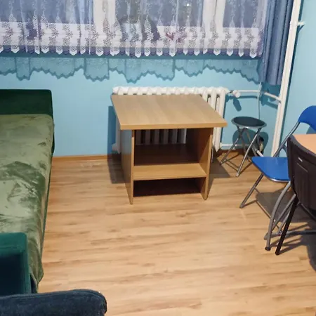 Pansiyon комната в трёхкомнатной квартире