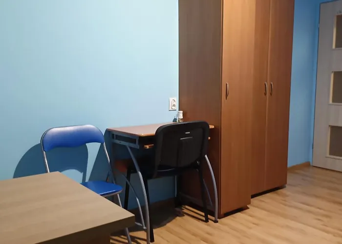 комната в трёхкомнатной квартире 브로츠와프